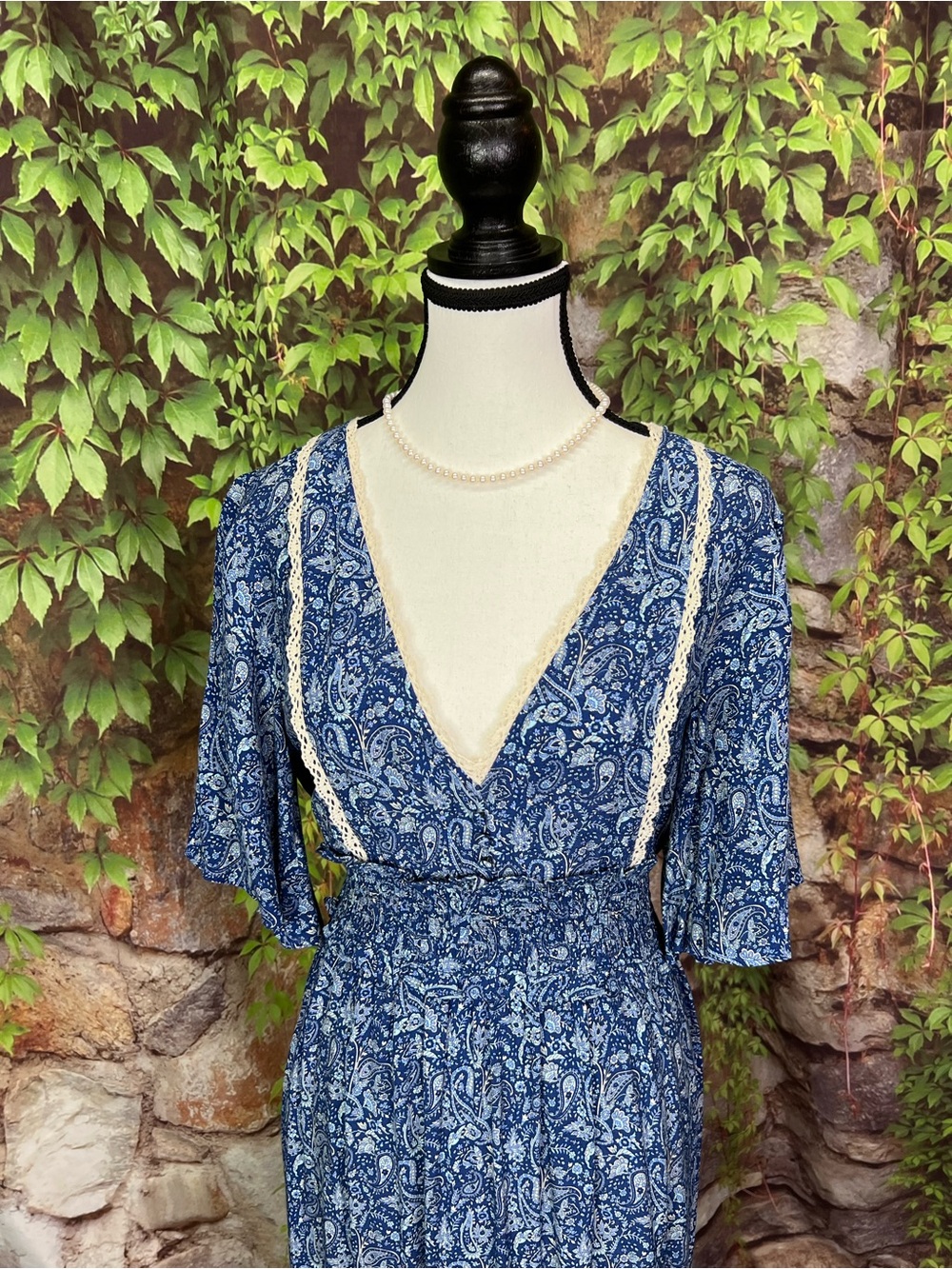 NWT ZARA Blue Floral Deep V-Neck Cottagecore Flutter Sleeve Maxi Dress, M - Picture 3 of 12